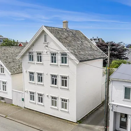 Apartament Haugevegen 68 Sentrum Med Gratis Parkering 3 *